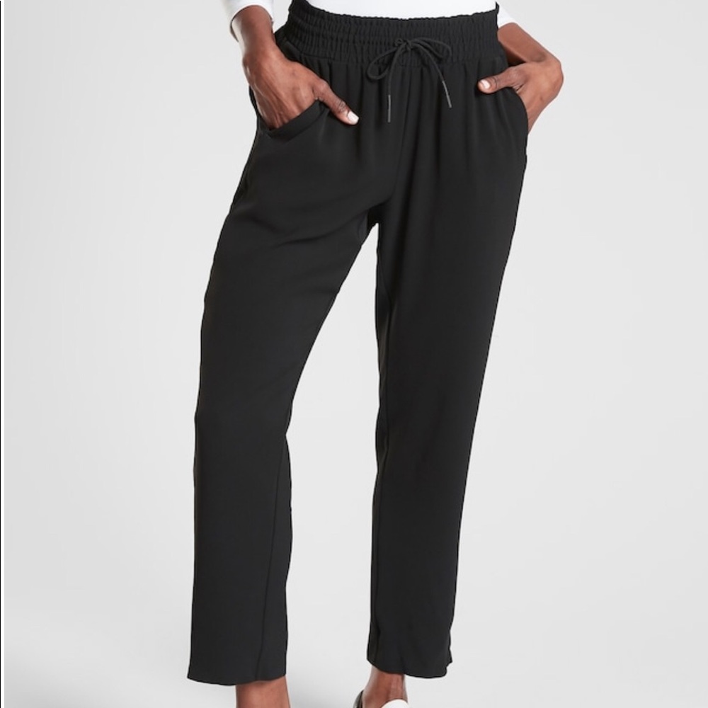 NWT Athleta Sz 2 Metropolis Straight Leg Pant